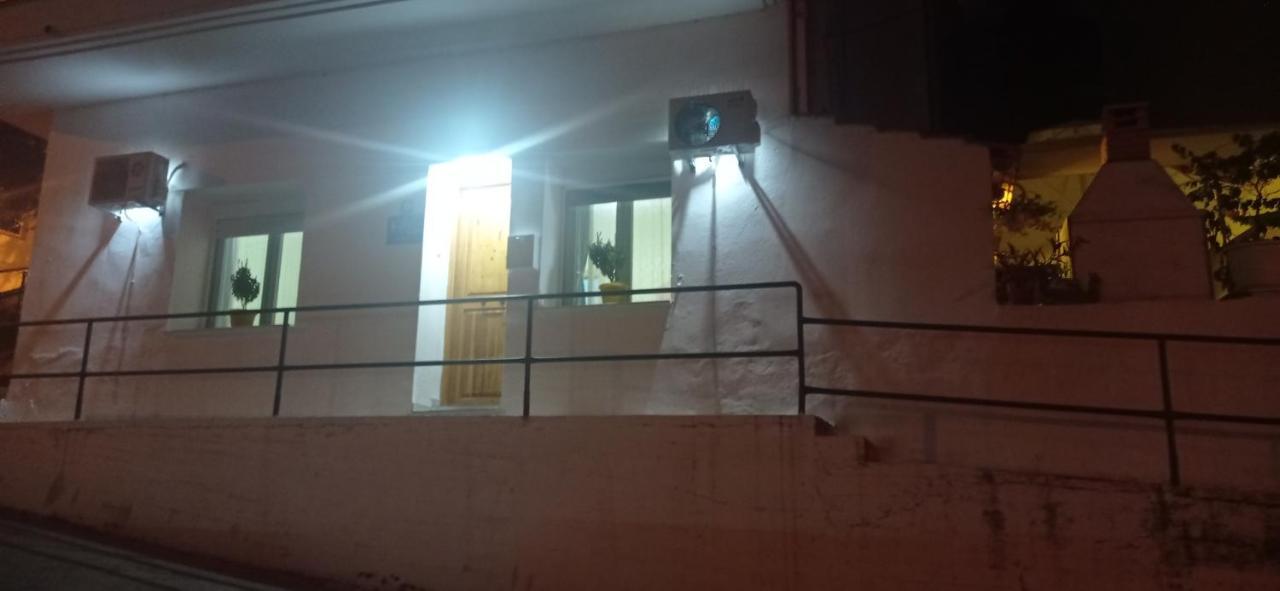 Kiki Apartment Kavála ภายนอก รูปภาพ